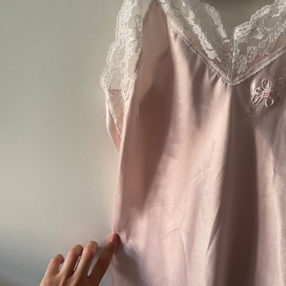 Vintage Barbizon Baby Pink Slip Dress w/White Lace - Picture 4 of 10